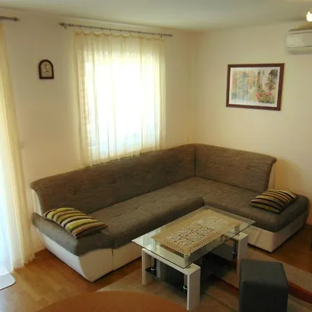 Apartman Savic Apartment Pula